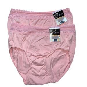 Bali ~ 2 Women’s Comfort Revolution Brief Underwear Panties Size 6/7